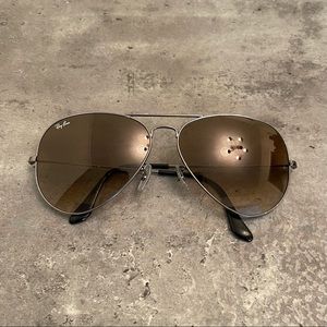 Ray-Ban Large Aviator Sunglasses